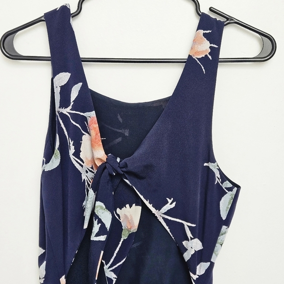 Wilfred Aritzia Sz 10 Ecoulement Floral Navy Romper Jumpsuit Zip BackTie Pocket - Picture 9 of 13
